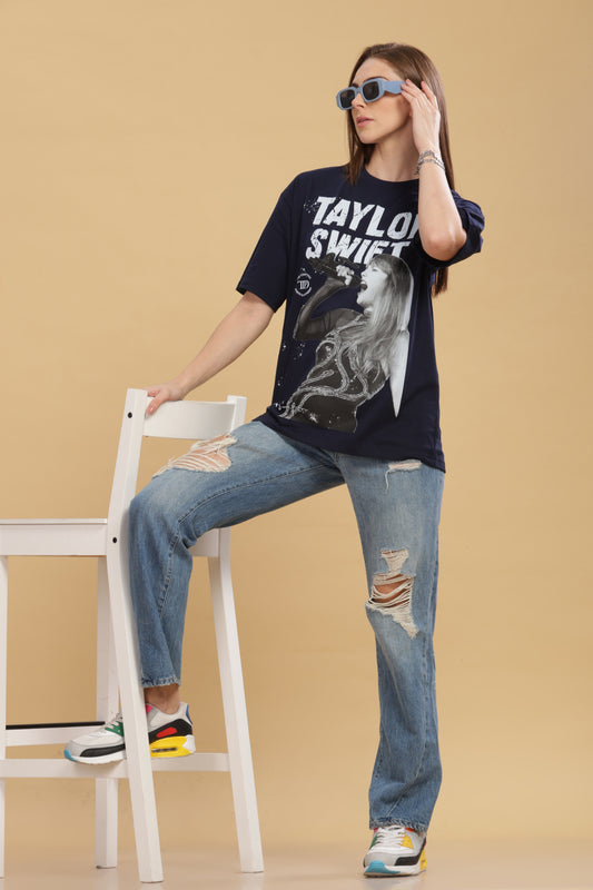 Women's Oversized T-shirt in Navy Blue - Taylor Swift | TPD